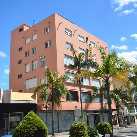Konukevi La Palmera 2*