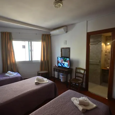 ゲストハウス La Palmera