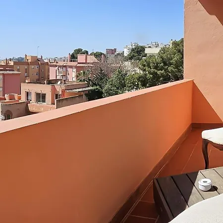 La Palmera ゲストハウス 2*