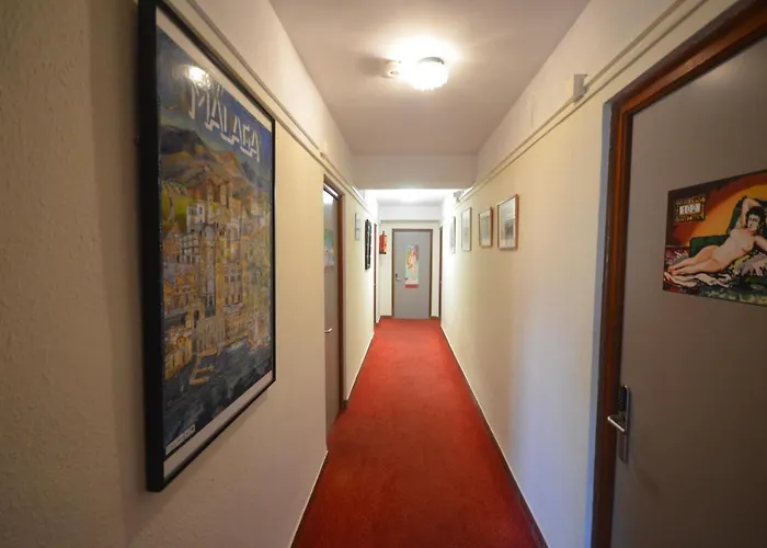 La Palmera Guest house