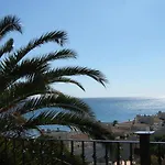 La Palmera Guest house 2*