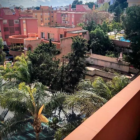 La Palmera Guest house