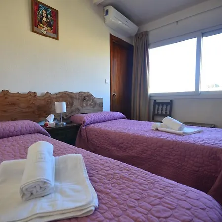 La Palmera Guest house 2*