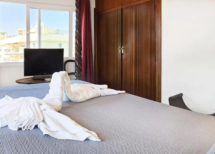 帕尔梅拉旅馆 2* 托雷莫利诺斯